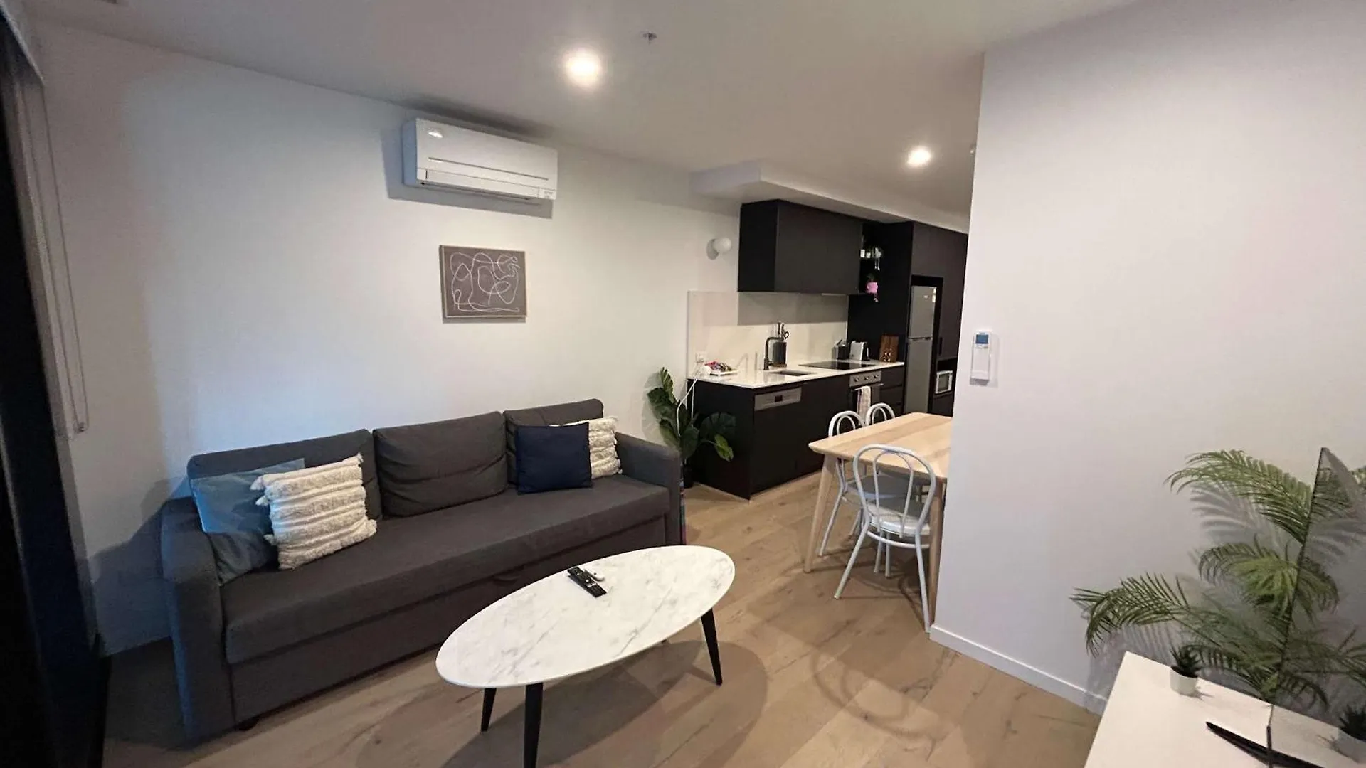 Apartment Ferienwohnung 2Br-2Br-1Car-Cbd-Pool-Shopping Canberra